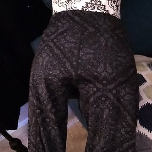 Victorias Secret (pink) buttersoft paisley legging